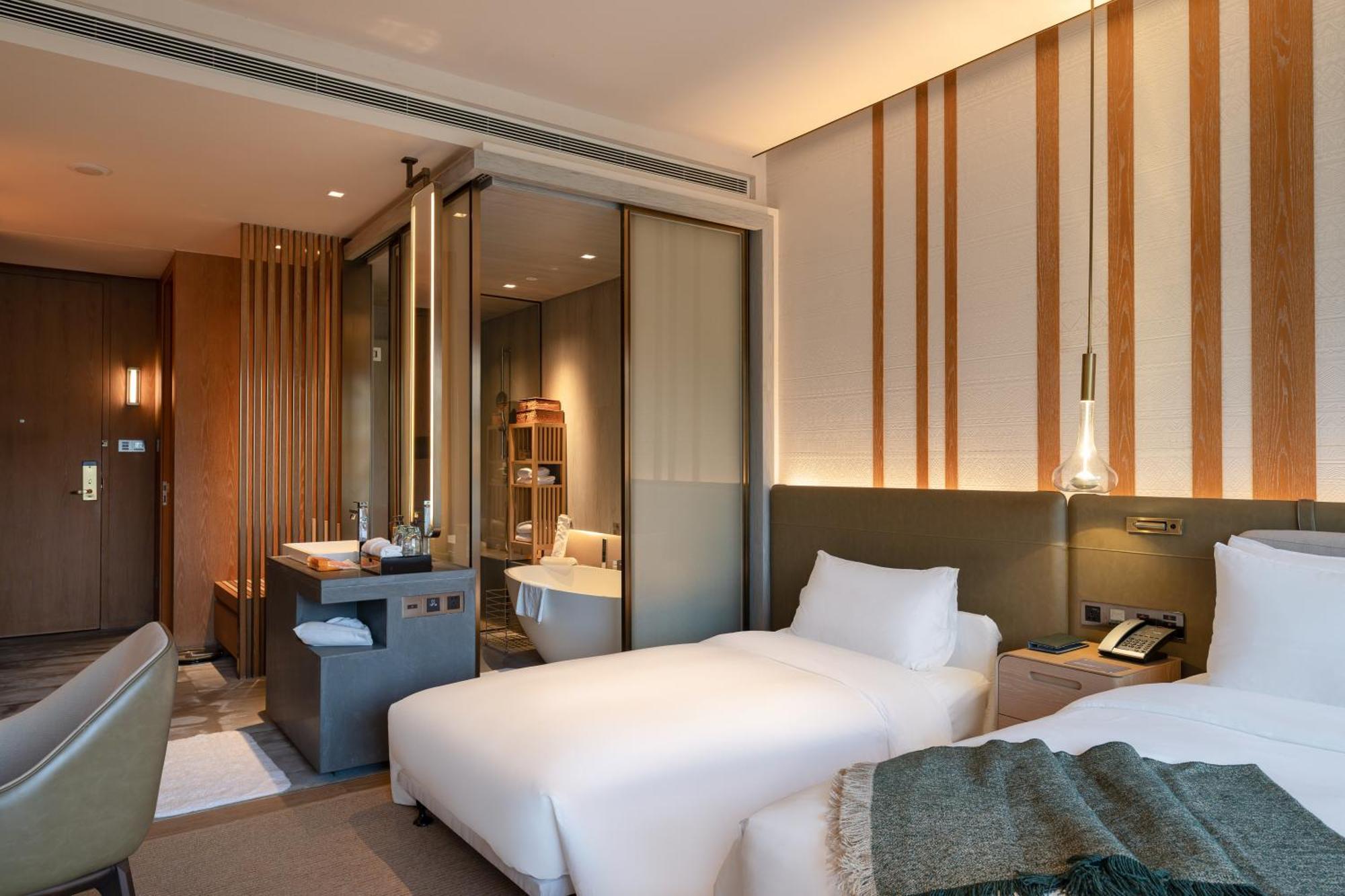 Joyze Hotel Xiamen, Curio Collection By Hilton Extérieur photo